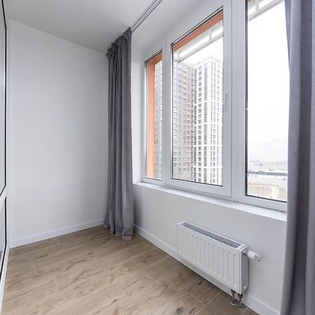 Luxury Apartment Near Metro Station Osokorky Kiev Extérieur photo
