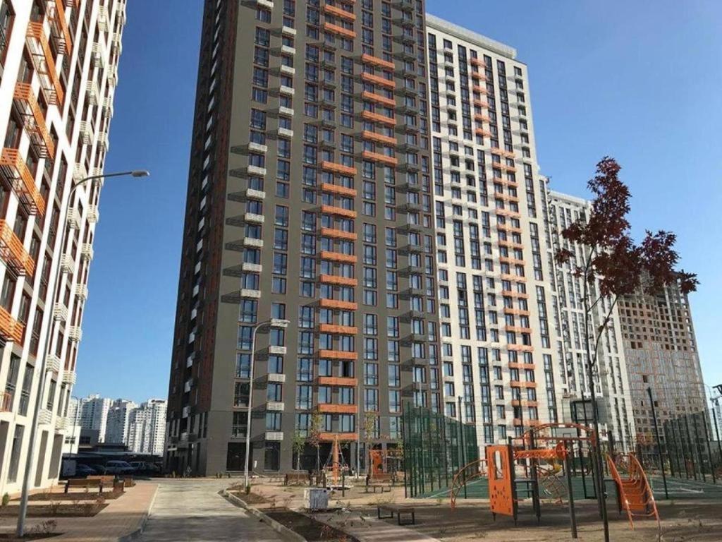 Luxury Apartment Near Metro Station Osokorky Kiev Extérieur photo