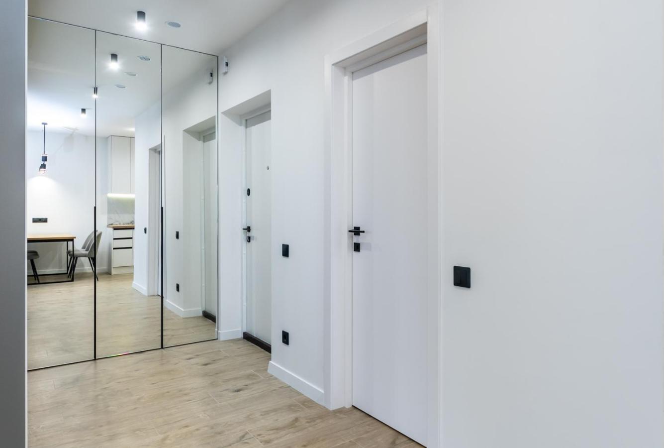 Luxury Apartment Near Metro Station Osokorky Kiev Extérieur photo