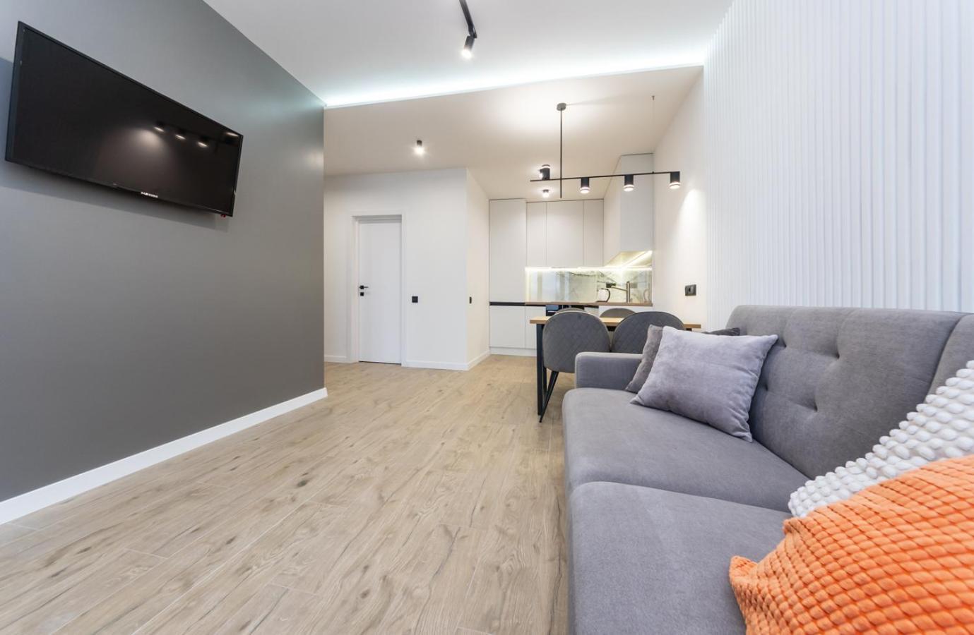Luxury Apartment Near Metro Station Osokorky Kiev Extérieur photo